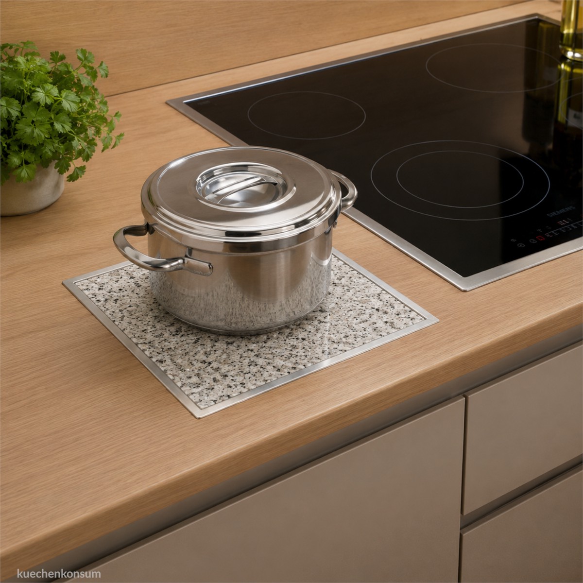 Einbau Granitfeld Bianco Crystall in Edelstahlwanne 250 x 250 x 10 mm